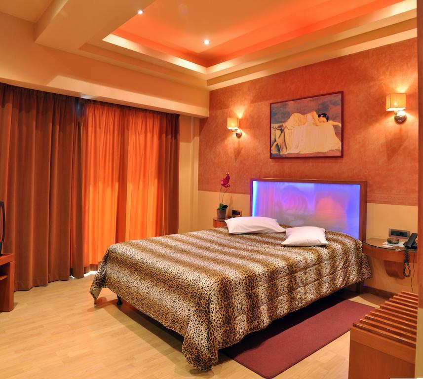 Hotel Bella Vista Piraeus Bilik gambar